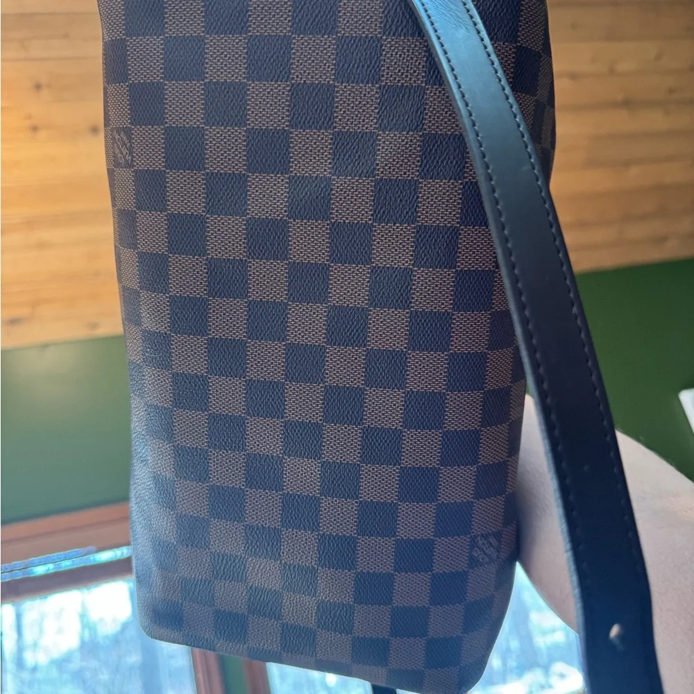 Authentic Louis Vuitton Monogram Speedy Bandouliere 30 - Picture 10 of 13